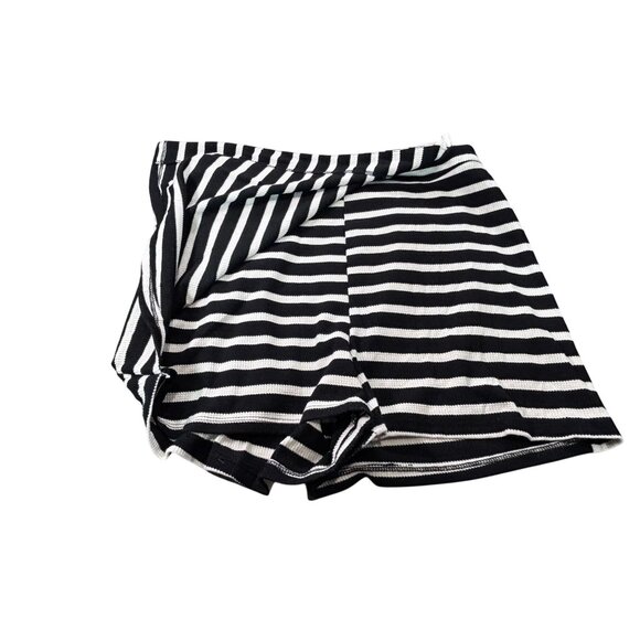 Kirious Los Angeles Striped Black & White Knit Shorts L Polyester Rayon Spandex - Picture 2 of 10